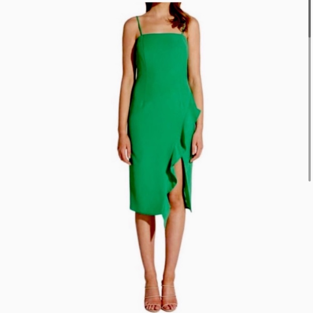 Bardot Cocktail Dress 💕